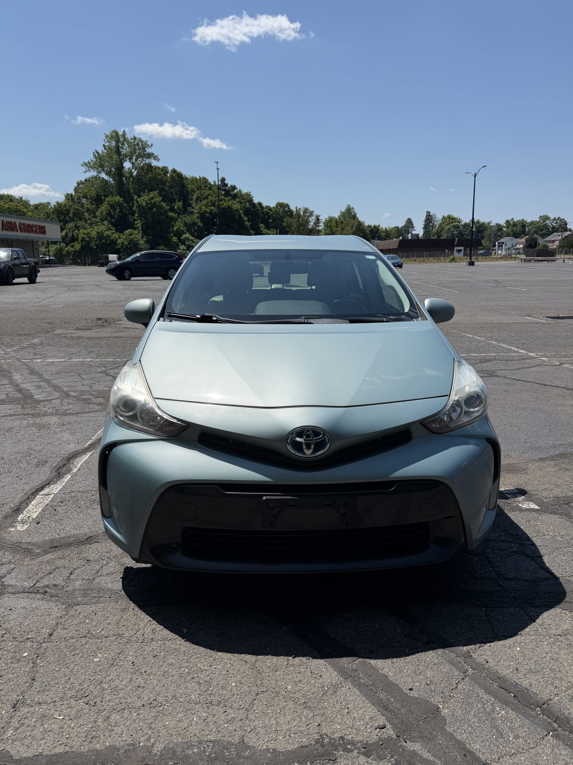 Toyota Prius V 2015